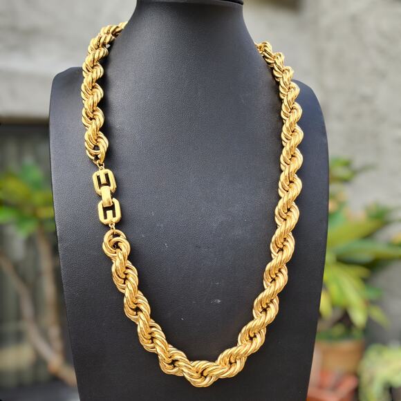 Givenchy Jewelry - Vtg Givenchy Necklace Chunky Rope Dookie Chain 80s 90s Gold Plate Monogram Clasp